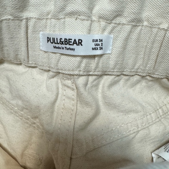 Pull and Bear Off-White Denim Pants BNWOT - Picture 3 of 3